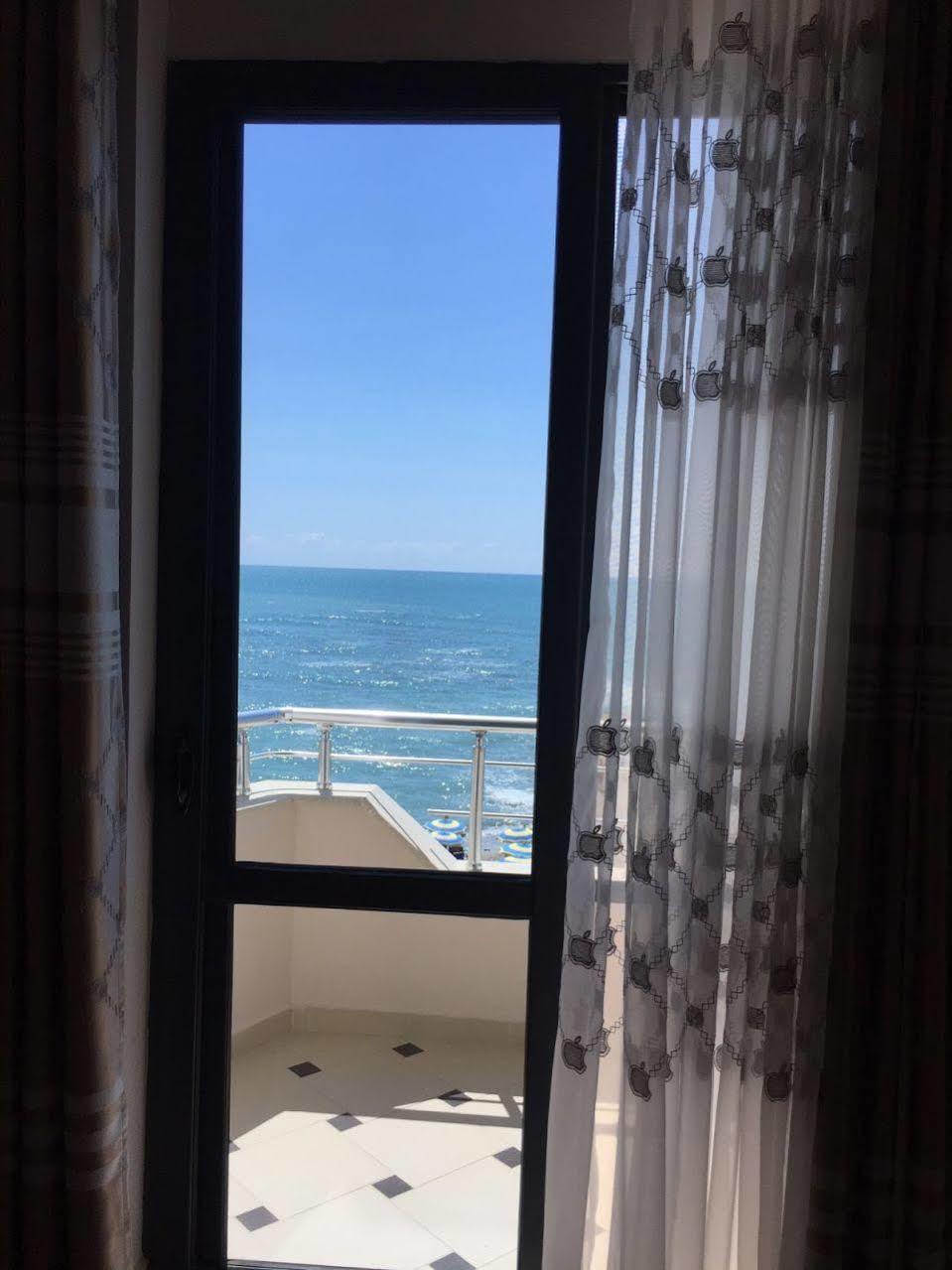 Hotel Ferrara Durres Ngoại thất bức ảnh