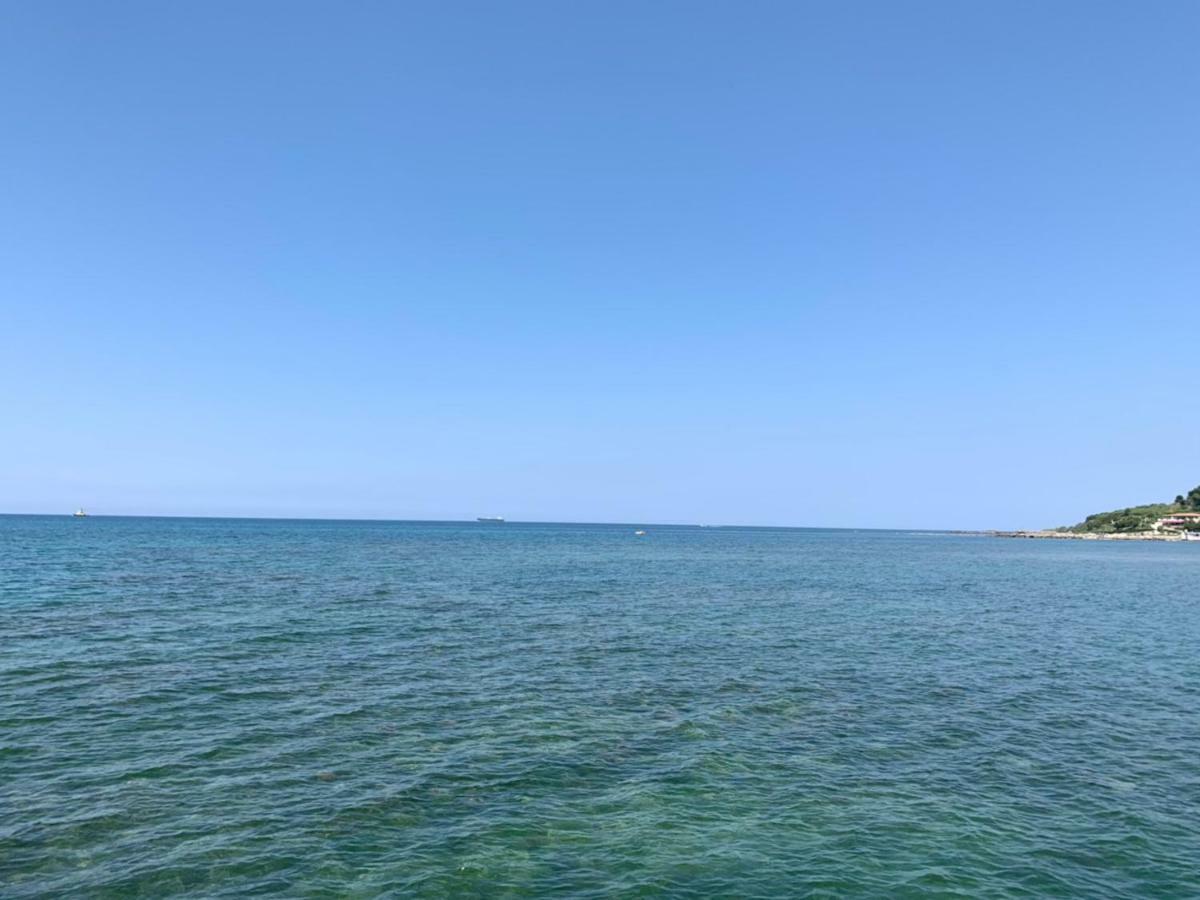 Hotel Ferrara Durres Ngoại thất bức ảnh