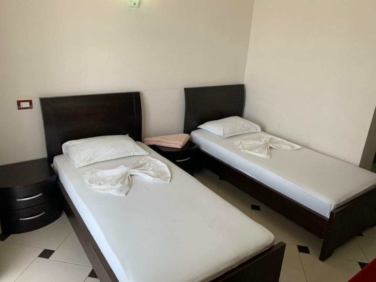 Hotel Ferrara Durres Ngoại thất bức ảnh