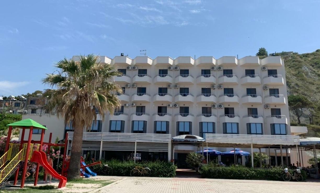 Hotel Ferrara Durres Ngoại thất bức ảnh